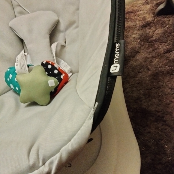 4Moms Baby Rocker - Picture 3 of 3